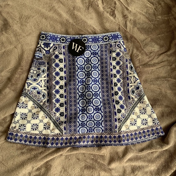 White Fox Arella Skirt - Picture 1 of 5